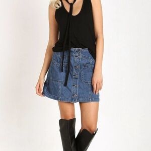 Free People Come A Little Closer Button-Front Denim Mini Skirt Sz 6